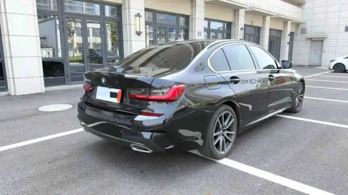 BMW 3 Series 2022 Model 325Li M Sports Set – фото 7
