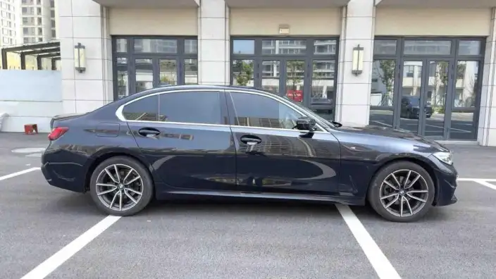 BMW 3 Series 2022 Model 325Li M Sports Set – фото 8