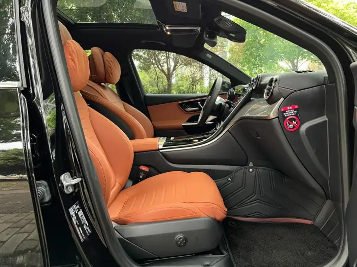 Mercedes-Benz GLC 2024 Model GLC 260 L 4MATIC Dynamic Model 5 seat – фото 7