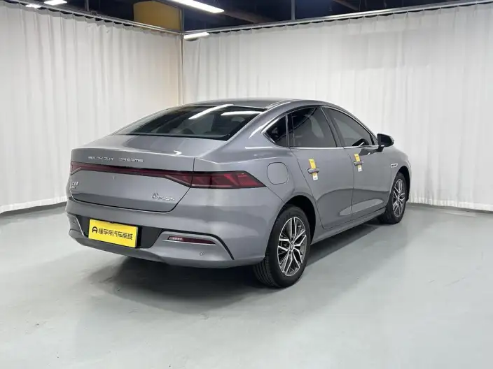 BYD Qin PLUS DM 2023 Model DM-i Champion Edition 120KM Leading Model – фото 7
