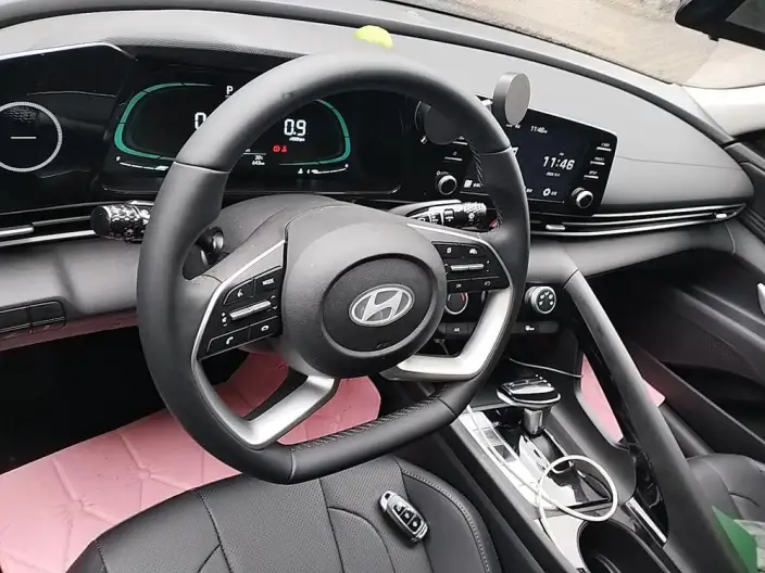 Hyundai Ioniq 2023 Model 1.5L CVT GLX Elite Edition – фото 7