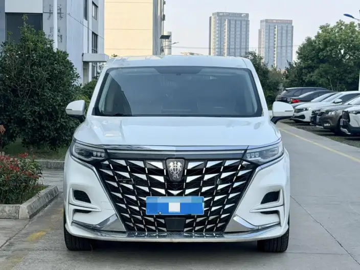 Roewe iMAX8 2023 Model 400TGI Comfort Edition