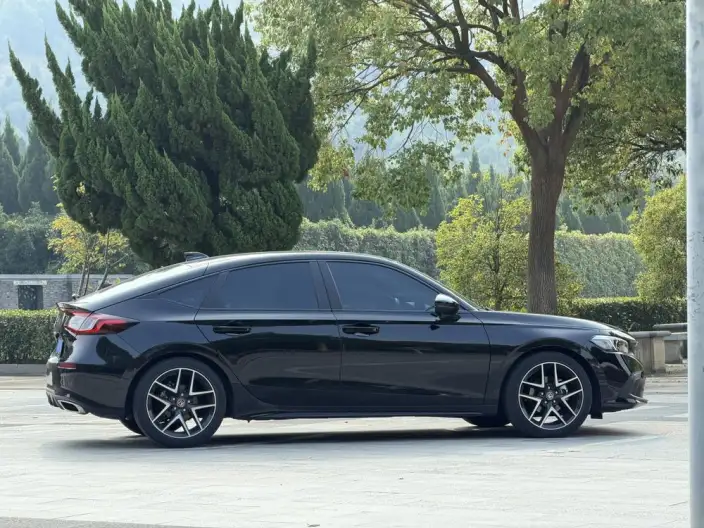 Honda Civic 2023 Model HATCHBACK 240TURBO Manual Extreme Edition – фото 8