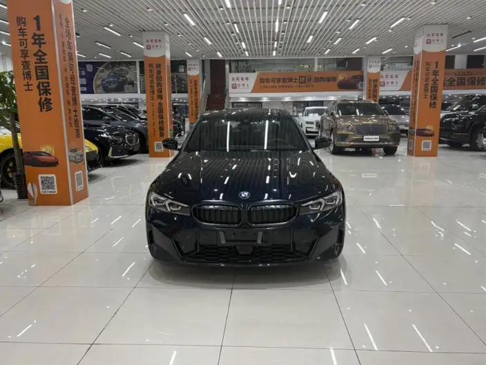 BMW 3 Series 2025 Model 330i M Sports Night Set