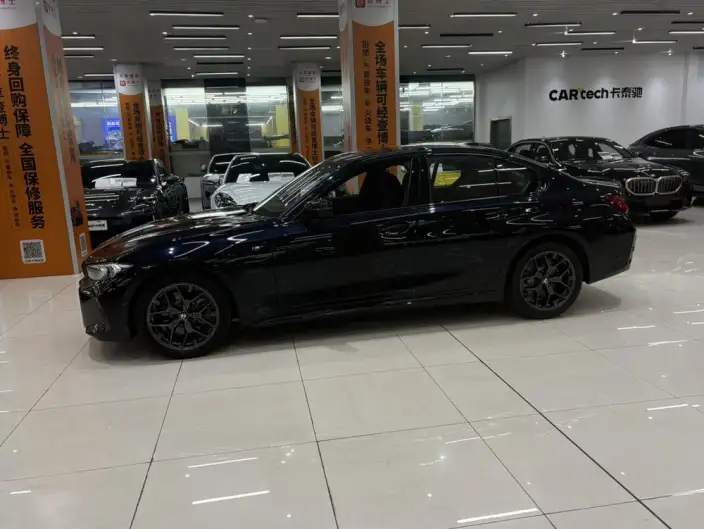 BMW 3 Series 2025 Model 330i M Sports Night Set