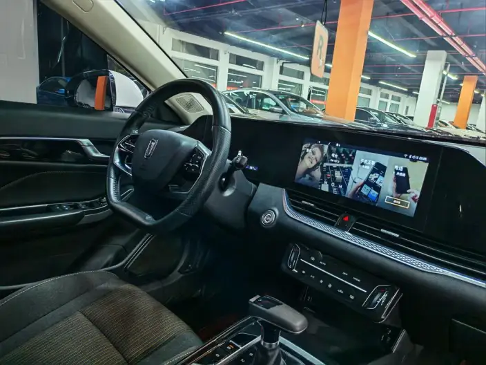 BESTUNE B70 2023 Model Third generation 1.5T Automatic Changxiang Edition Model – фото 10