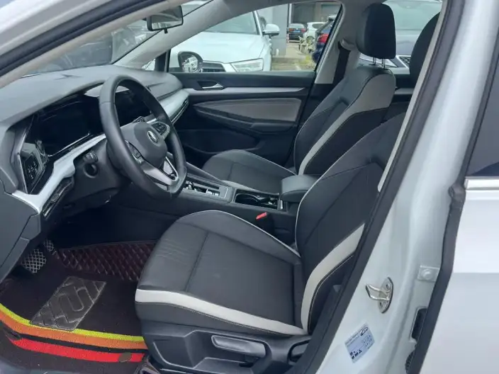 Volkswagen Golf 2023 Model Facelift 280TSI DSG Pro – фото 9