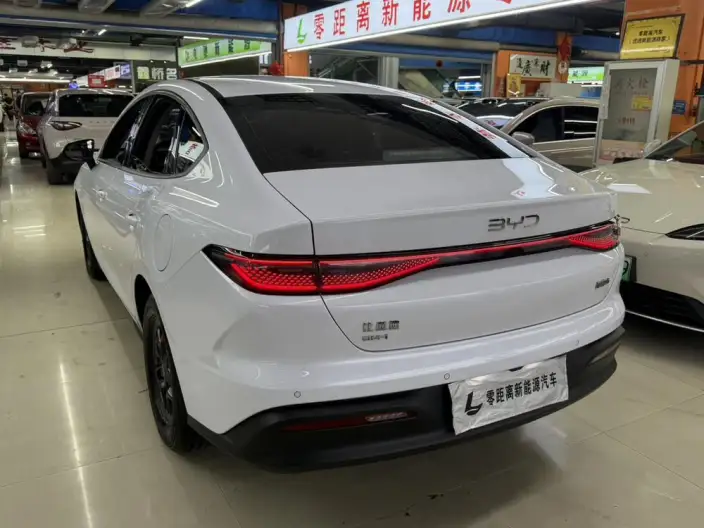 BYD Seal 05DM 2025 Model Smart Driving Edition DM-i 55KM Luxury Model