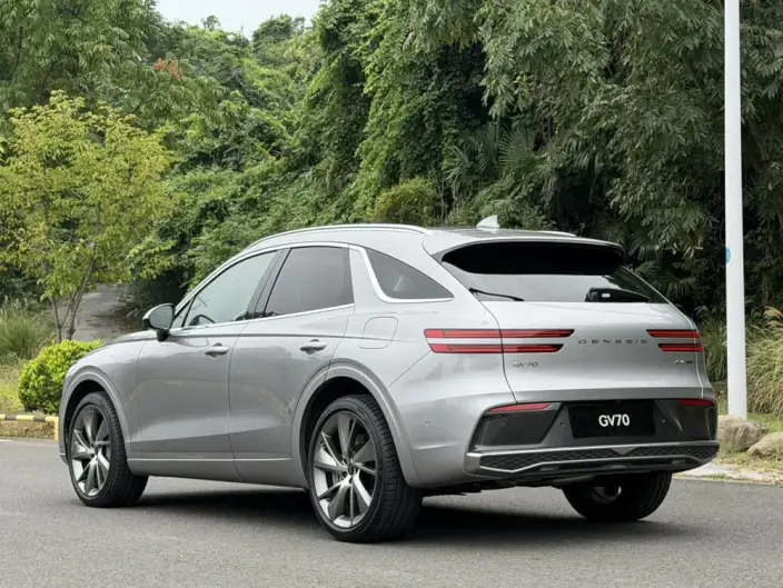 Genesis GV70 2025 Model 2.5T 4WD Ultimate Edition – фото 5