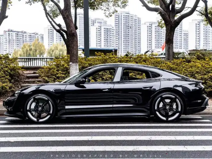 Taycan 2022 Model Facelift Taycan