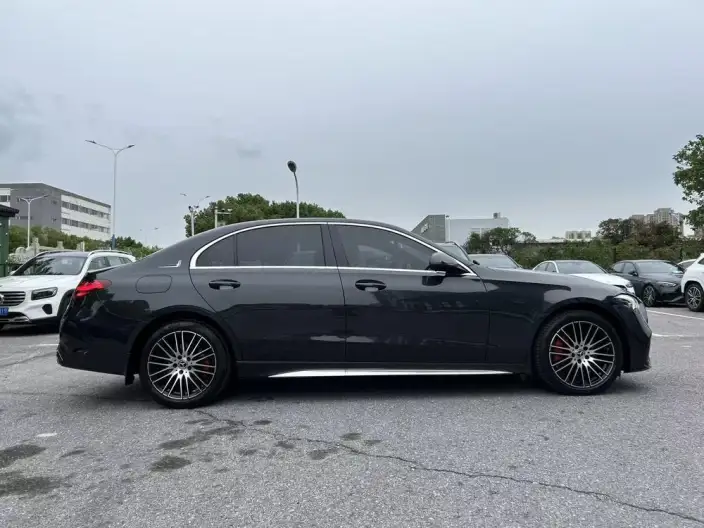 Mercedes-Benz C-Class 2024 Model C 260 L Sports Edition – фото 7