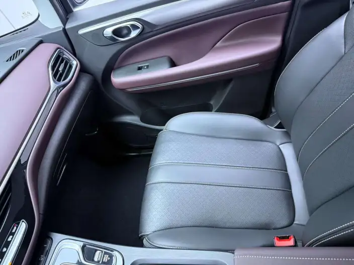 GAC Trumpchi M6 2021 Model Pro 270T Automatic Deluxe Edition – фото 8