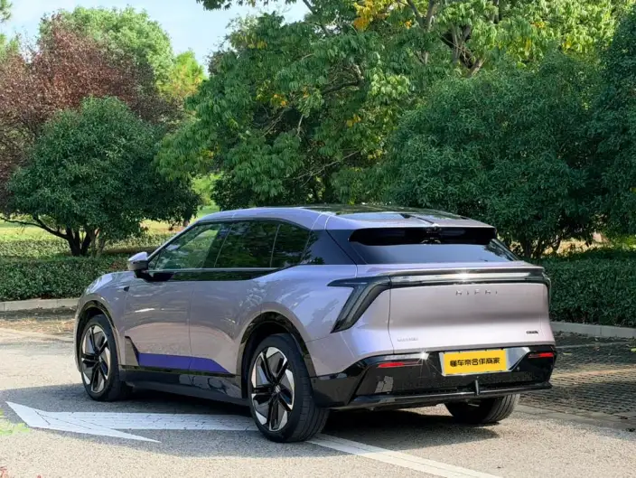 HiPhi HiPhi Y 2023 Model 765km Ultimate Edition – фото 5
