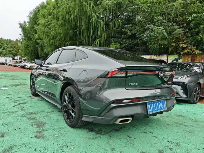 Changan UNI-V 2024 Model 1.5T Exclusive Model – фото 4
