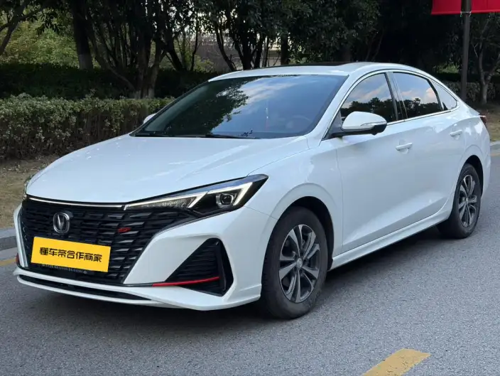 Changan Eado 2022 Model PLUS Blue whale NE 1.4T GDI DCT Flagship Model – фото 1