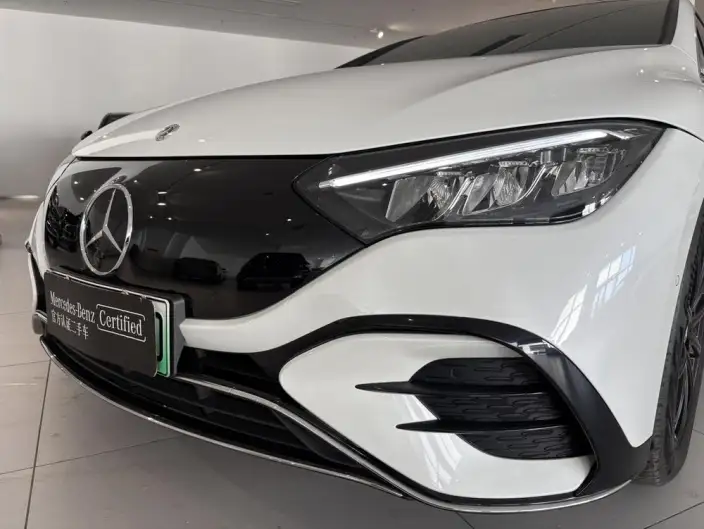 Mercedes-Benz EQE 2022 Model EQE 350 Pioneer Edition – фото 5