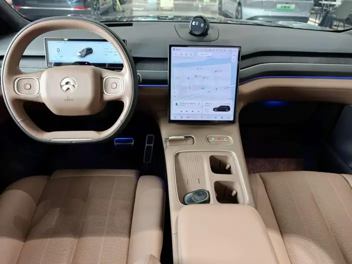NIO ES8 2024 Model 75kWh Executive Edition – фото 6