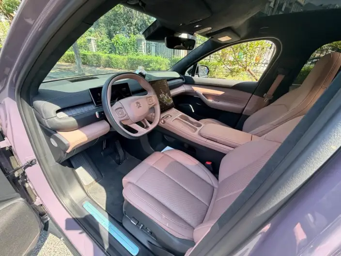 NIO EC6 2024 Model 75kWh – фото 8
