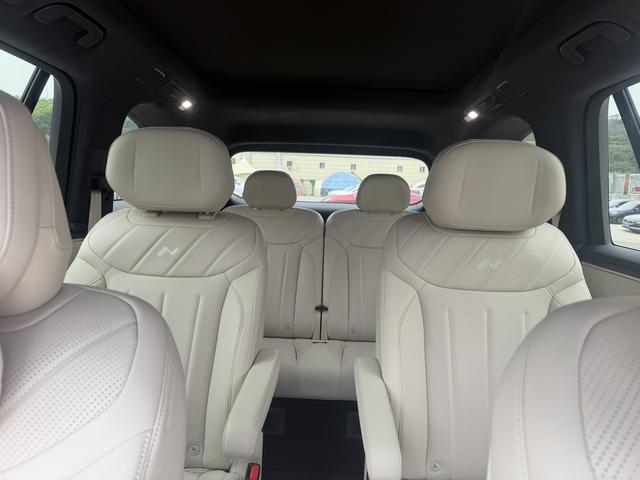 ONVO L90 2025 Six-seater version Ultra – фото 17
