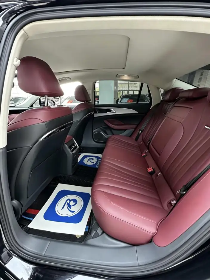 Hongqi H5 2023 Model 1.5T DCT Flag Rhythm Edition – фото 6