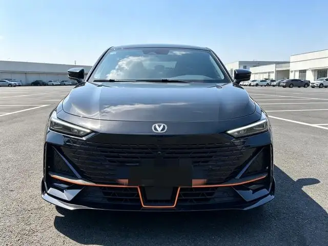 Changan UNI-V 2022 Model 1.5T Sports Edition