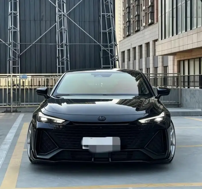 Changan UNI-V 2022 Model 1.5T Sports Edition