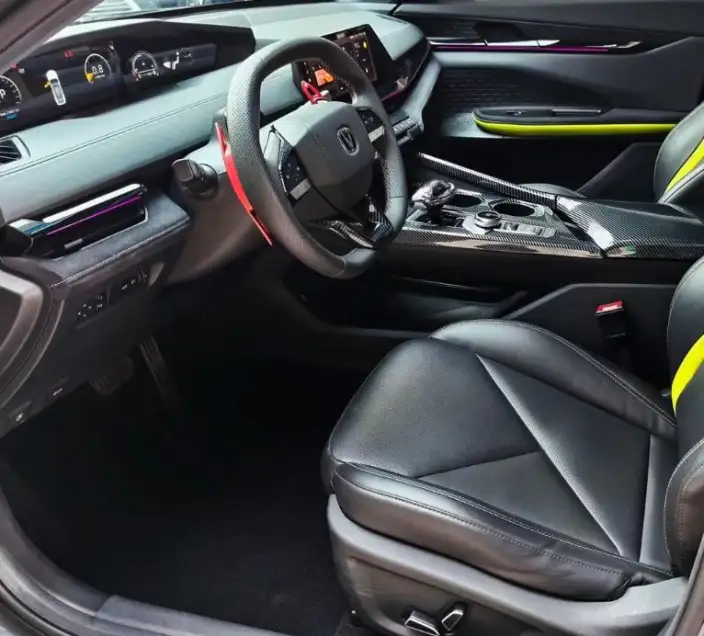 Changan UNI-V 2022 Model 1.5T Sports Edition – фото 10