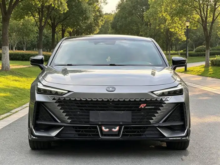 Changan UNI-V 2022 Model 1.5T Sports Edition