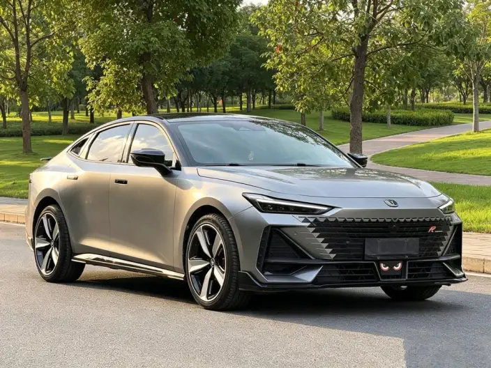Changan UNI-V 2022 Model 1.5T Sports Edition