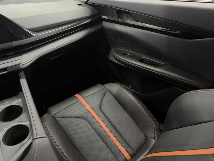 Changan UNI-V 2022 Model 1.5T Sports Edition – фото 7