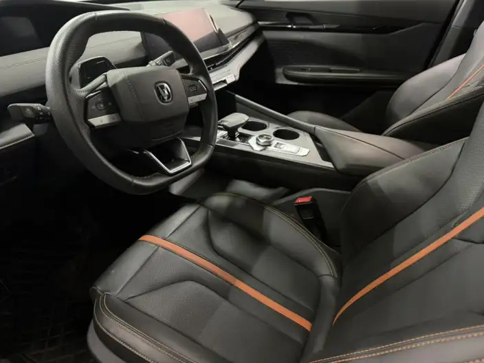 Changan UNI-V 2022 Model 1.5T Sports Edition – фото 10