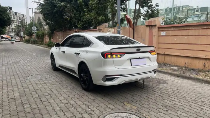 Ford Mondeo 2022 Model EcoBoost 245 Fashion Model – фото 5