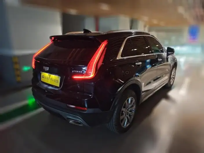 Cadillac XT4 2022 Model 28T 2WD Luxury Model – фото 2