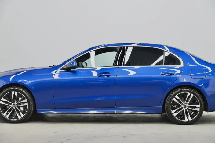 Mercedes-Benz C-Class PHEV 2023 Model C 350 eL – фото 8