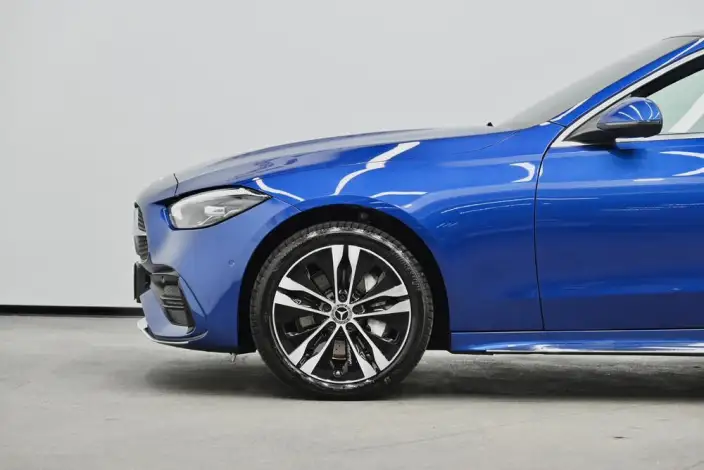 Mercedes-Benz C-Class PHEV 2023 Model C 350 eL – фото 9