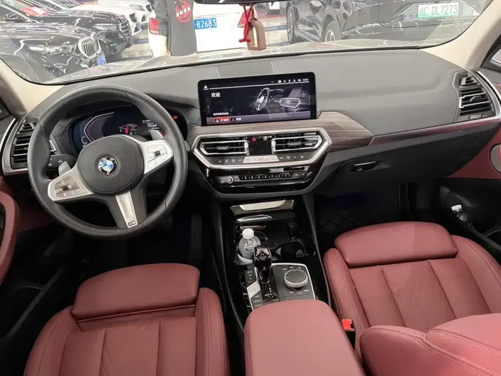 BMW X3 2023 Model xDrive30i Leading Model M Night Set – фото 4