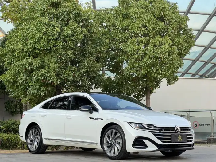 Volkswagen CC 2021 Model 380TSI Eye-catching version – фото 3