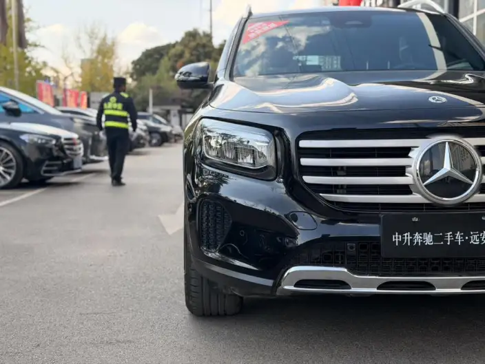 Mercedes-Benz GLB 2025 Model GLB 220 Dynamic Model – фото 10