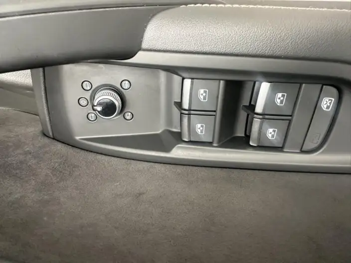 Audi Q5L Sportback 2021 Model 40 TFSI Luxury Model – фото 10