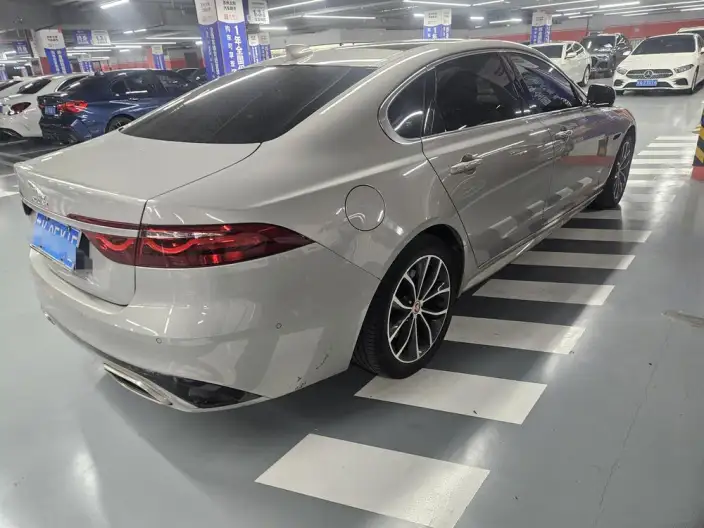 Jaguar XFL 2023 Model 2.0T P250 2WD Elite Sports Edition – фото 6