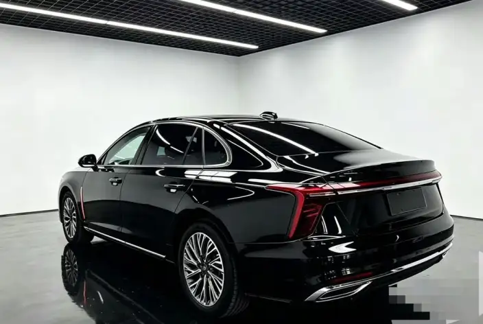 Hongqi H5 2023 Model 1.5T DCT Flag Rhythm Edition – фото 4