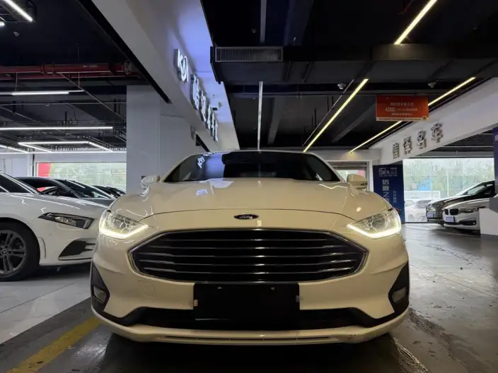 Ford Mondeo 2020 Model EcoBoost 180 Fashion Model