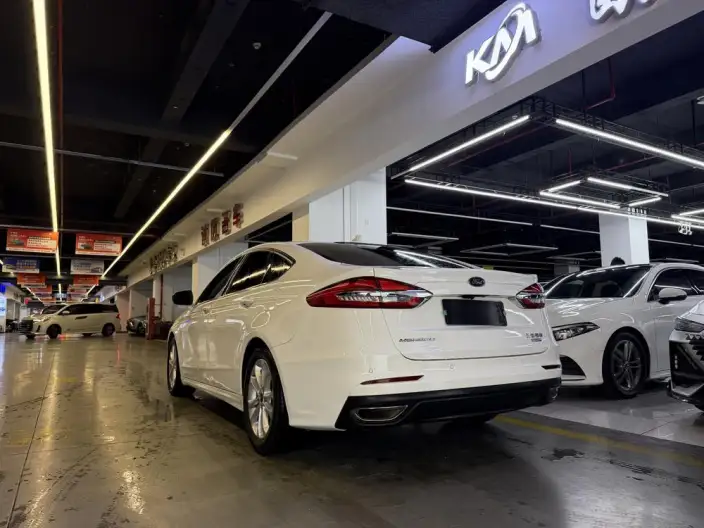 Ford Mondeo 2020 Model EcoBoost 180 Fashion Model