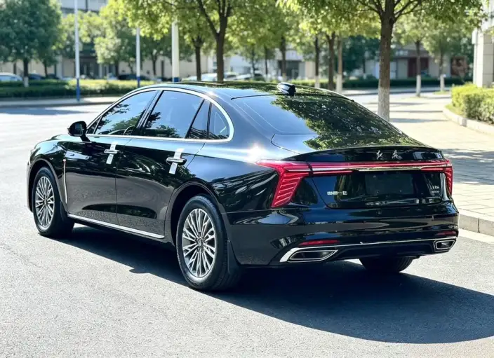 Hongqi H5 2023 Model 1.5T DCT Flag Rhythm Edition