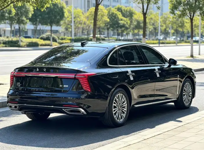 Hongqi H5 2023 Model 1.5T DCT Flag Rhythm Edition – фото 5