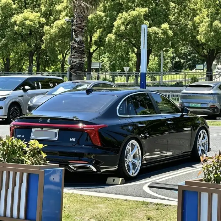Hongqi H5 2023 Model 1.5T DCT Flag Rhythm Edition – фото 5