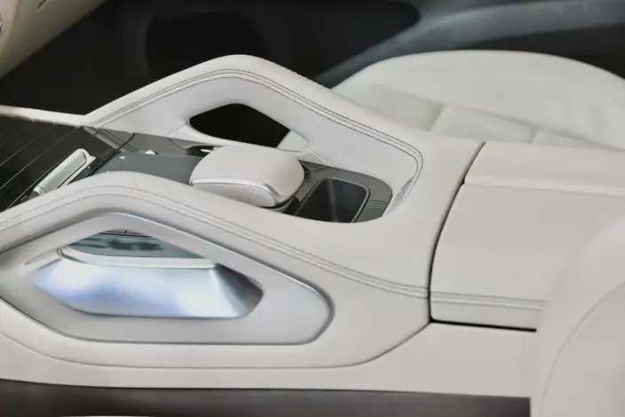 Mercedes-Benz GLE Imported 2022 Model GLE 350 4MATIC Fashion Model – фото 8