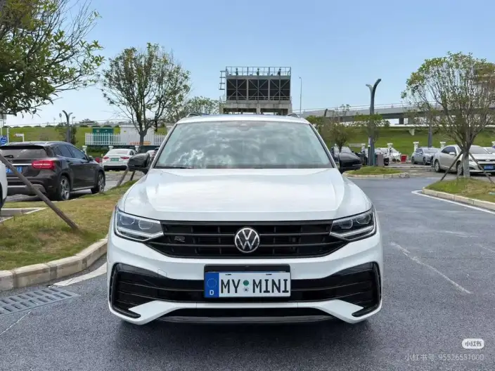 Volkswagen Tiguan L 2022 Model 330TSI Automatic 2WD Smart Edition – фото 2