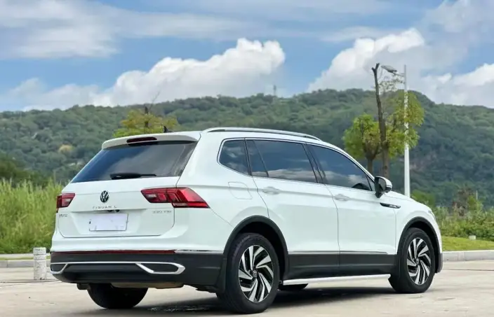 Volkswagen Tiguan L 2022 Model 330TSI Automatic 2WD Smart Edition – фото 10