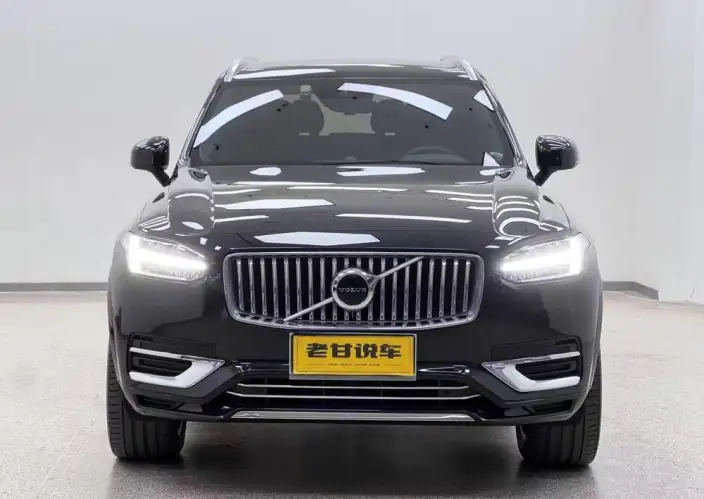 Volvo XC90 2025 Model B5 Zhixing Deluxe Edition 5 seat – фото 2
